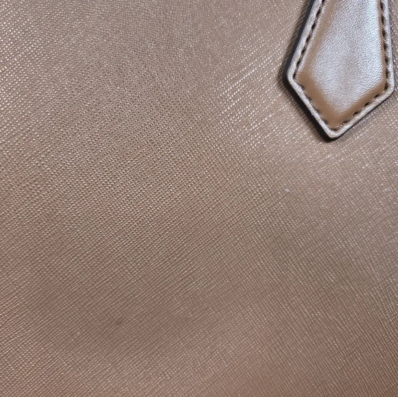 Michael Kors Tan Crossbody Bag - Picture 5 of 8